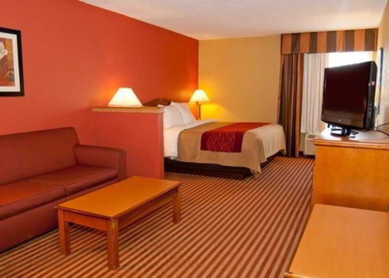 Comfort Inn & Suites Cincinnati Eastgate Exteriér fotografie