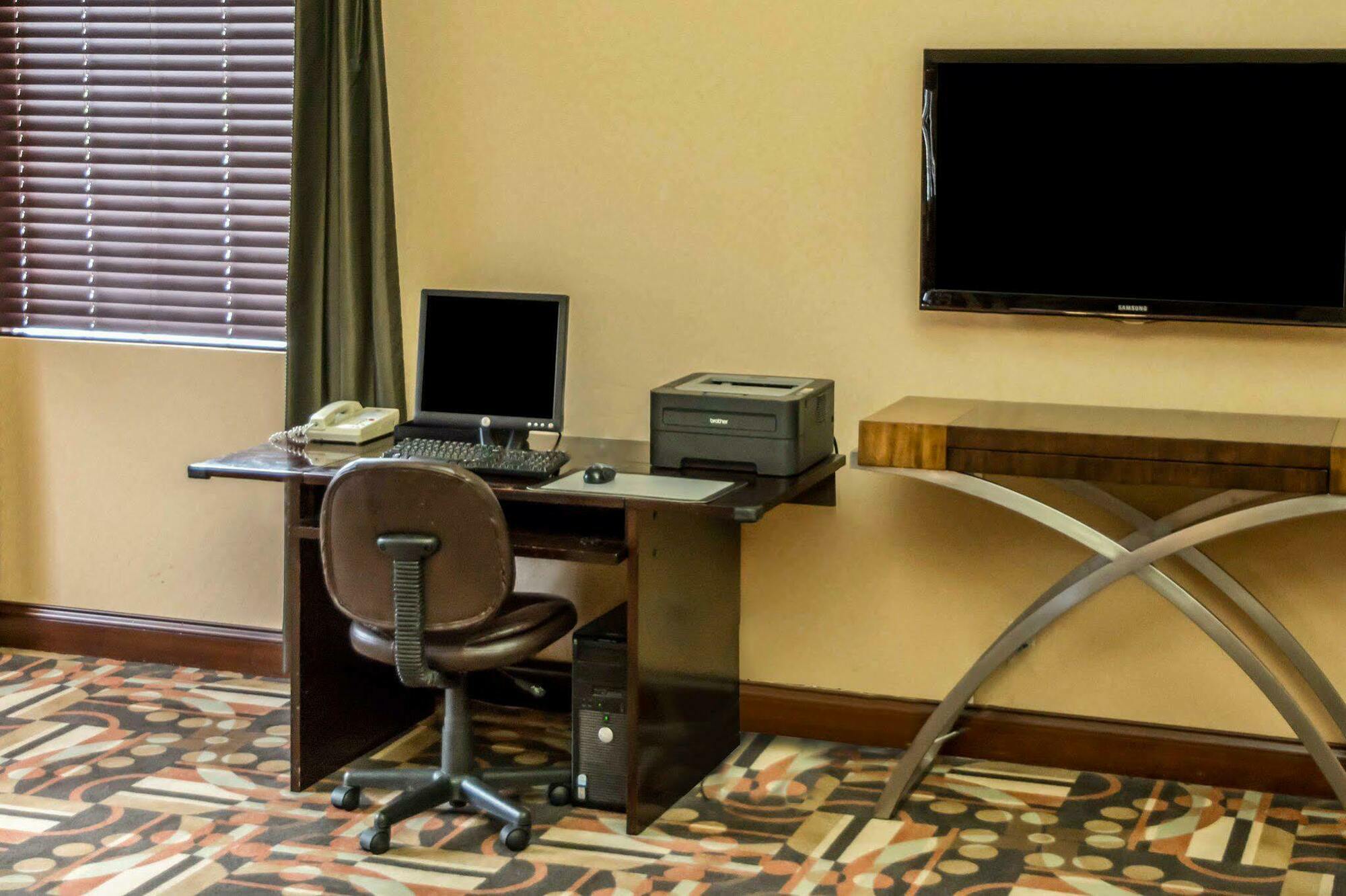 Comfort Inn & Suites Cincinnati Eastgate Exteriér fotografie